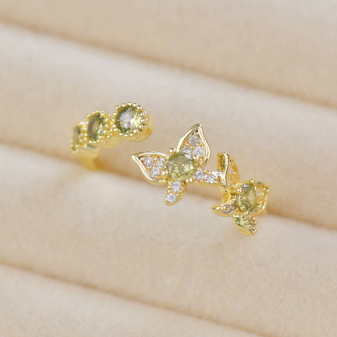 Twin Wings Ring|Enchanted Grove Collection